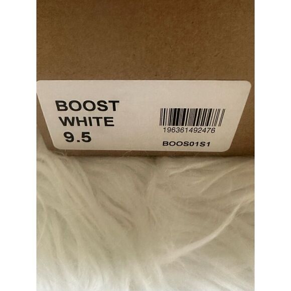 Steve Madden Boost size 9.5 white Faux Leather Square Toe Flip-Flops - Picture 10 of 10